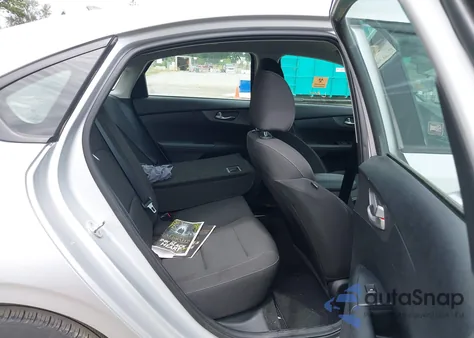 2019 Kia Forte Lxs из США, поврежденный, VIN 3KPF24AD2KE099895